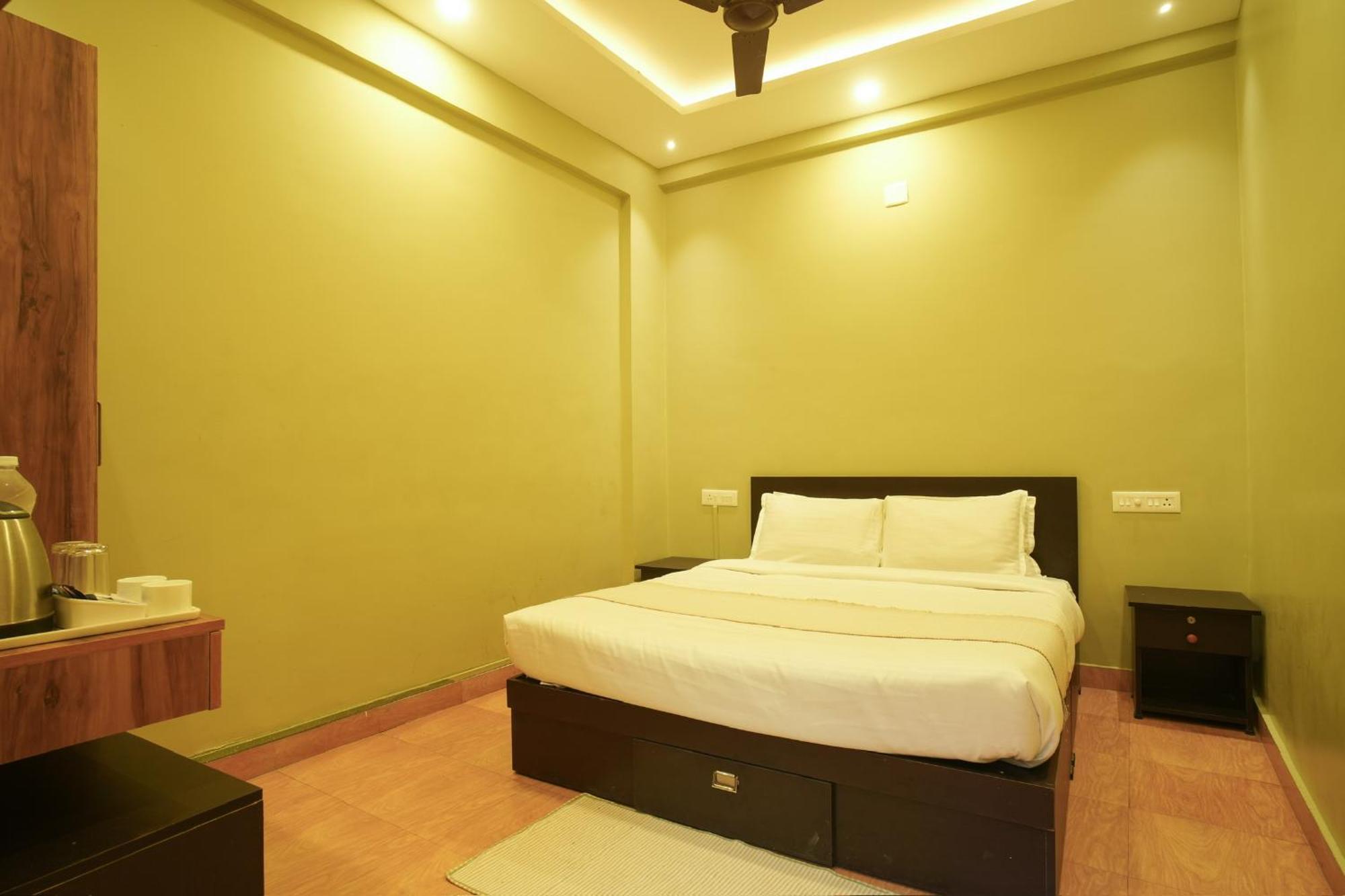بيت شباب Rasha Residency كالباتّا المظهر الخارجي الصورة