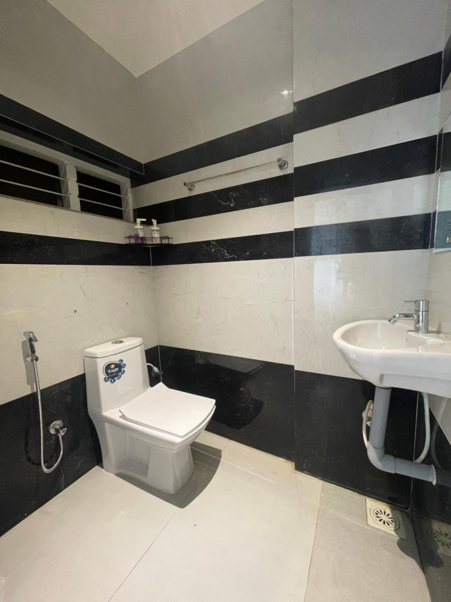 بيت شباب Rasha Residency كالباتّا الغرفة الصورة